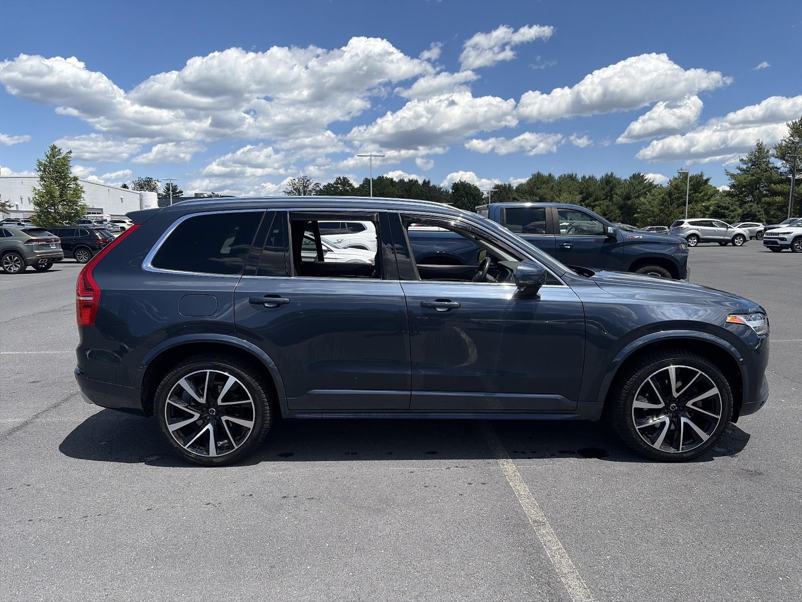 2020 Volvo XC90 — interior view