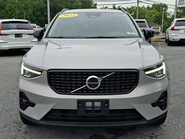 2023 Volvo XC40 — side profile view