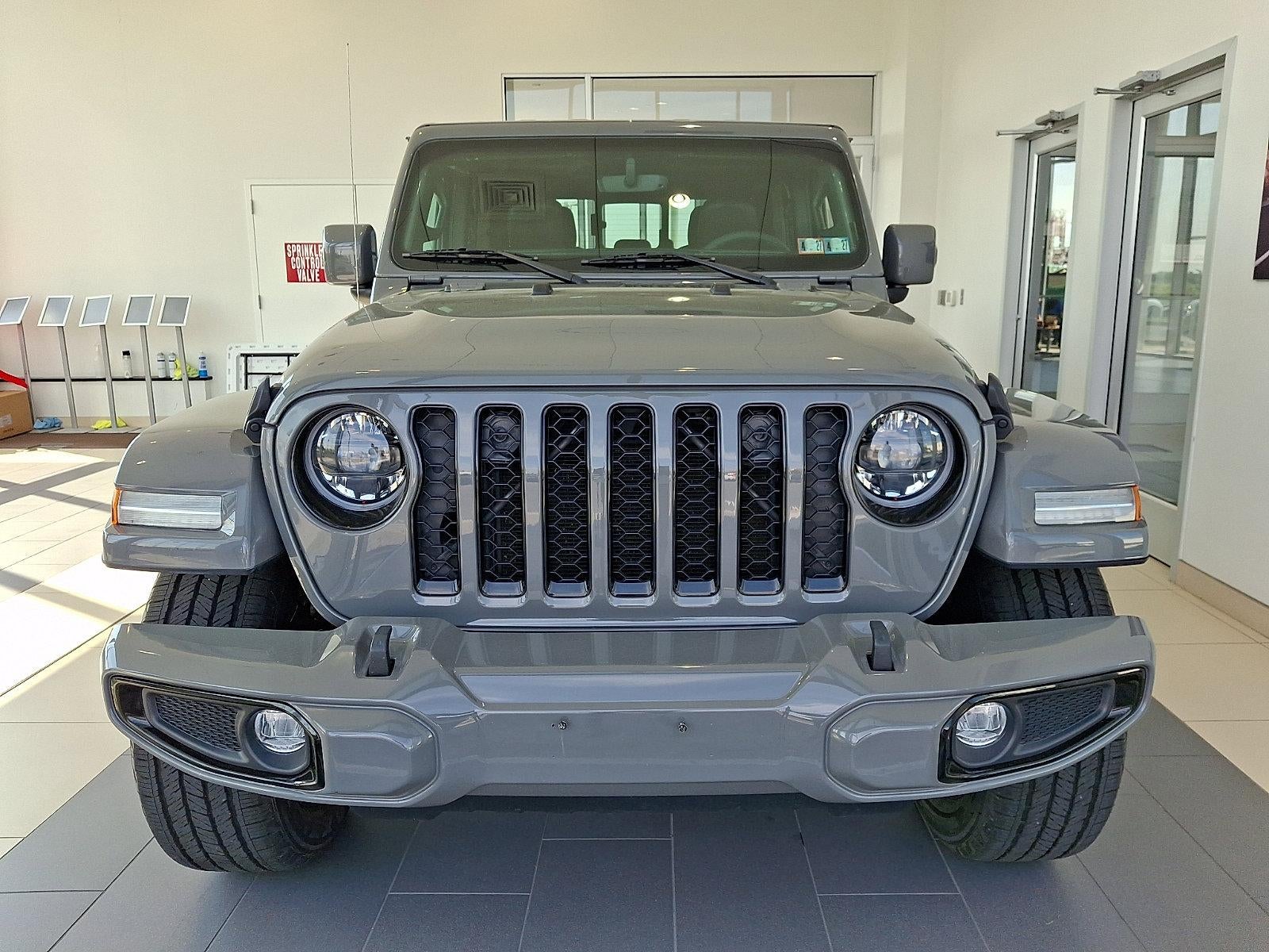 2023 Jeep Gladiator — side profile view